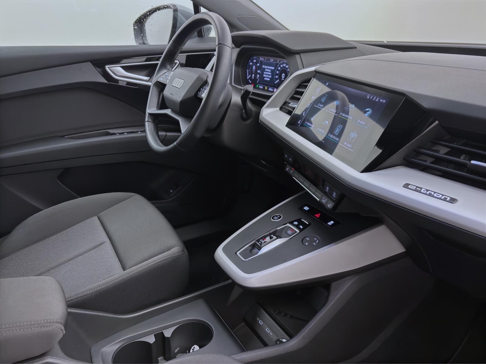 Audi Q4 e-tron Sportback 35 DAB+ LM19 PDC LED
