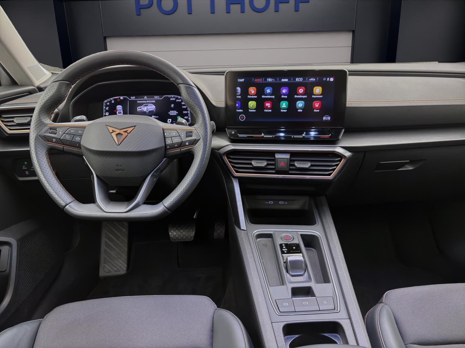 Cupra Formentor 1.4 eHybrid PDC LED KLIMA LM18