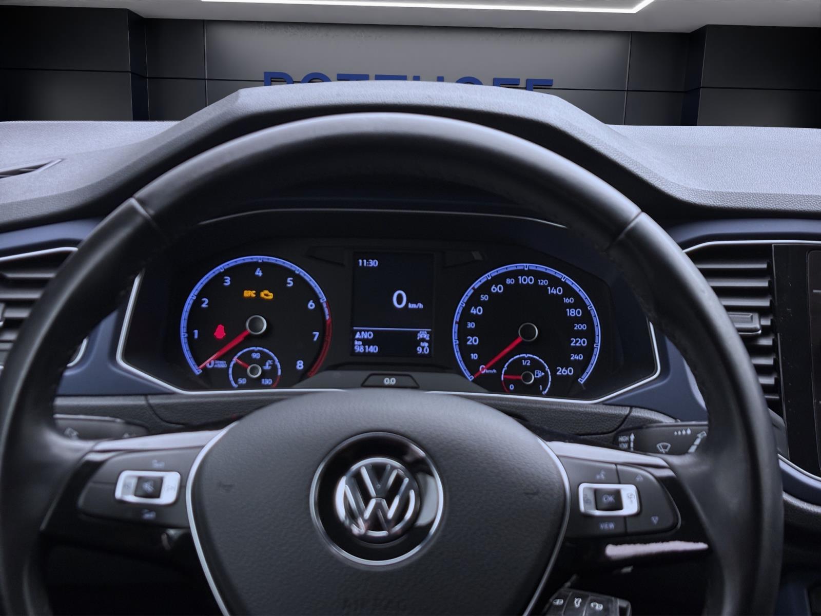 Volkswagen T-Roc 1.0 TSI UNITED AHK PDC NAVI LM16