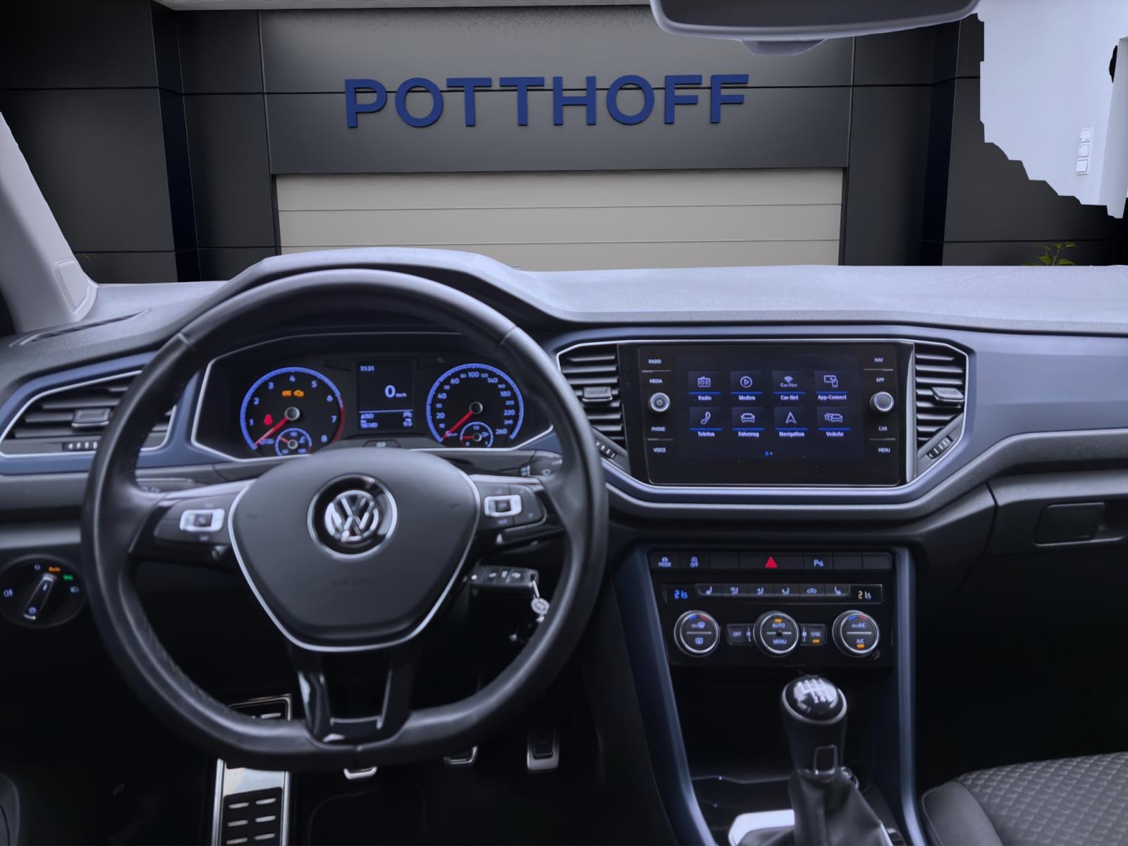 Volkswagen T-Roc 1.0 TSI UNITED AHK PDC NAVI LM16