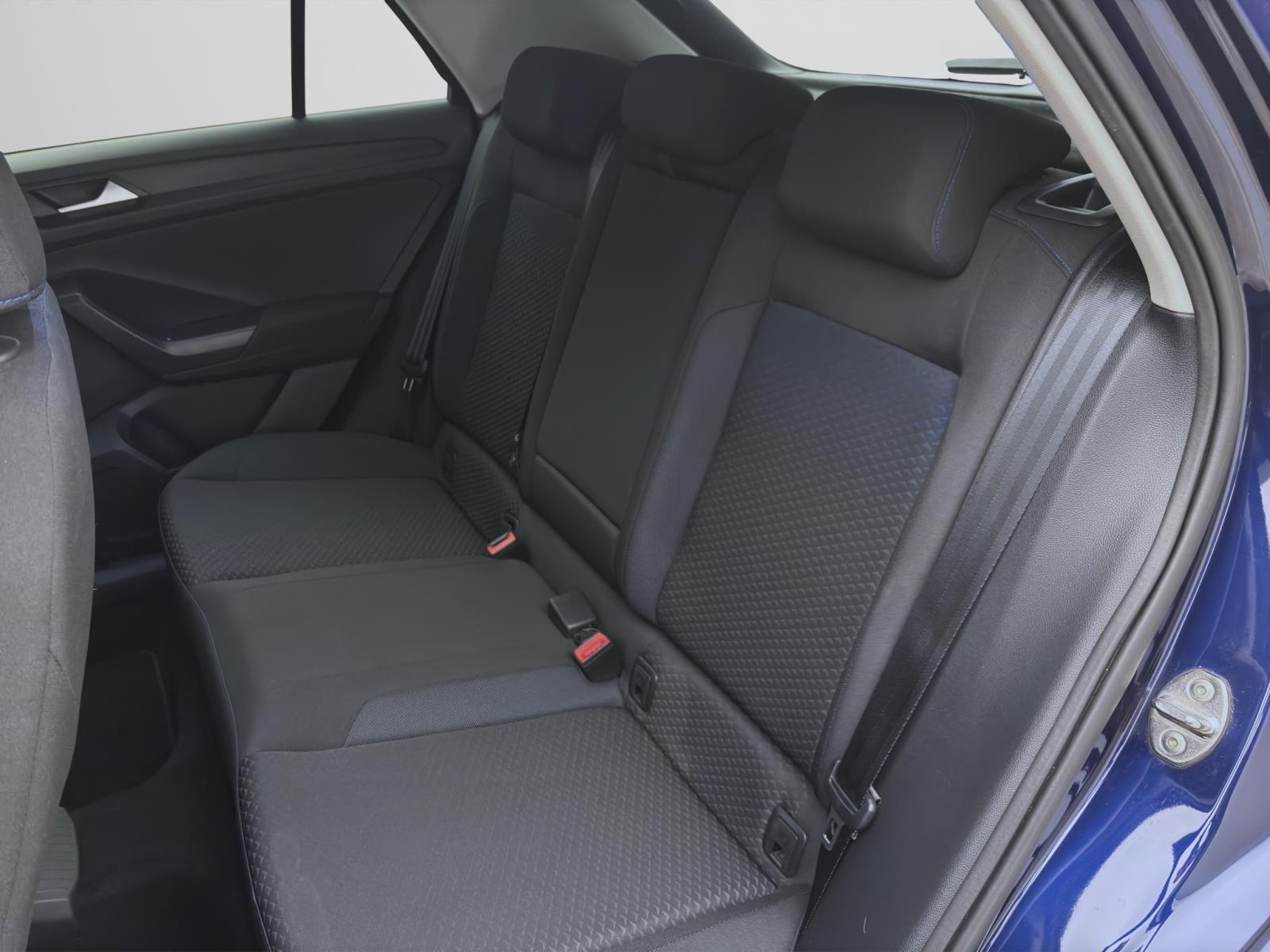 Volkswagen T-Roc 1.0 TSI UNITED AHK PDC NAVI LM16