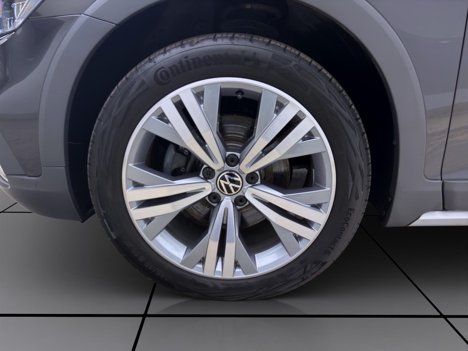 Volkswagen Passat Alltrack 2.0 TDI DSG 4M PANO AHK MATRIX HARMAN