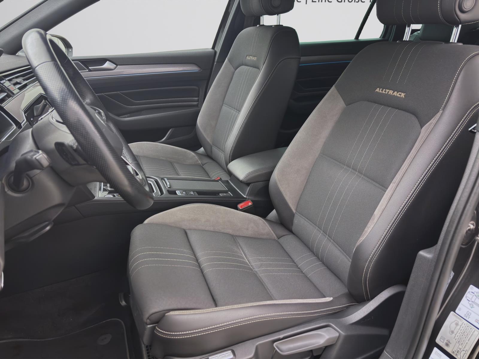 Volkswagen Passat Alltrack 2.0 TDI DSG 4M PANO AHK MATRIX HARMAN