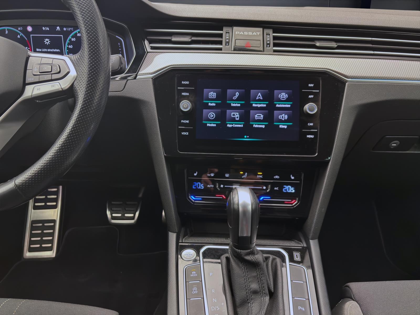 Volkswagen Passat Alltrack 2.0 TDI DSG 4M PANO AHK MATRIX HARMAN
