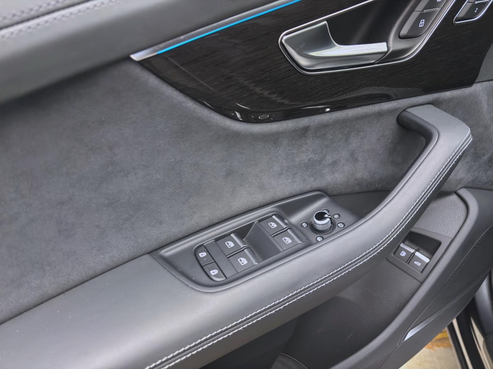 Audi Q7 55 TFSIe Q S LINE PANO AHK NAVI+ MATRIX KAMERA