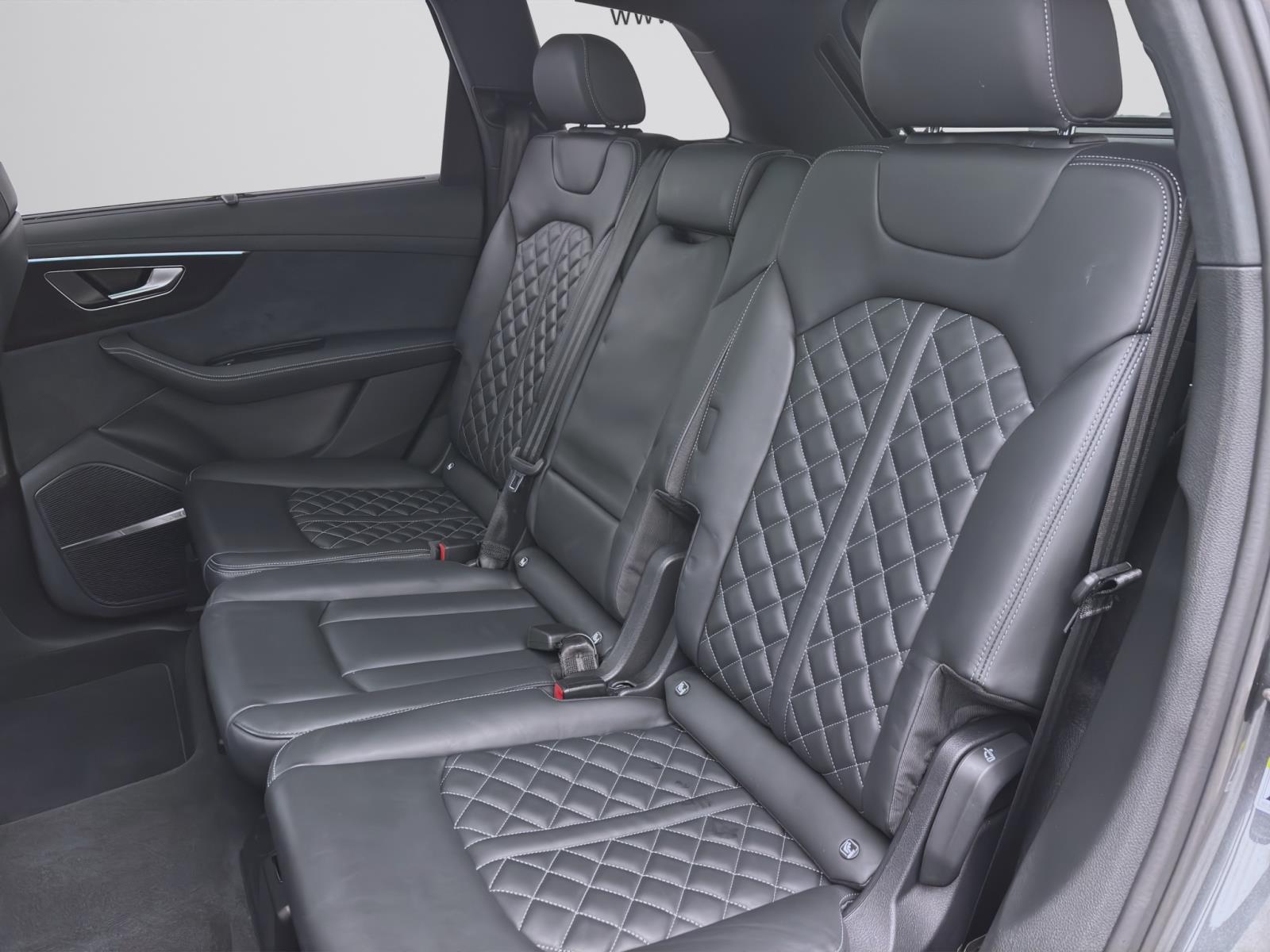 Audi Q7 55 TFSIe Q S LINE PANO AHK NAVI+ MATRIX KAMERA