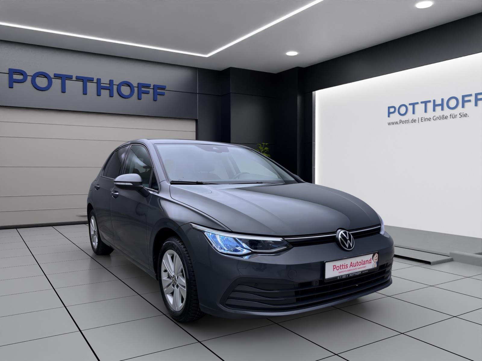 Volkswagen Golf 1.5 TSI LIFE ACC NAVI LED PDC DAB+