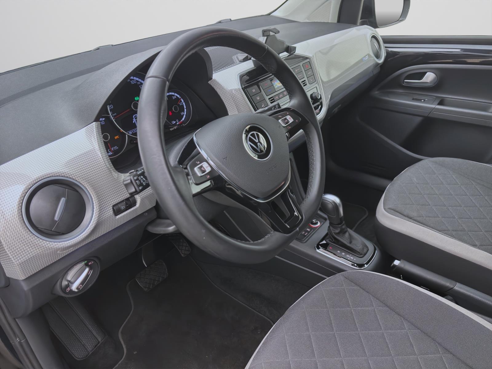 Bild 12: Volkswagen e-up! EDITION KAMERA PDC KLIMA LED