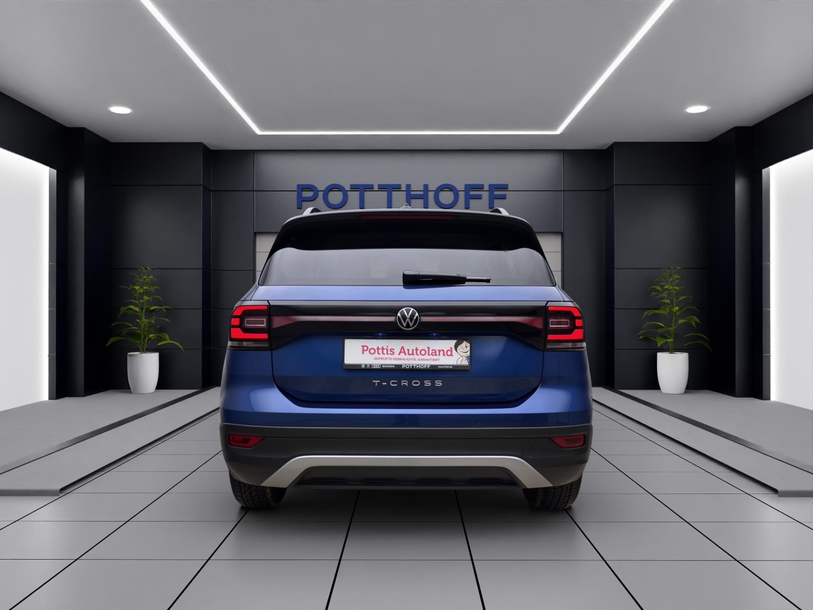 Volkswagen T-Cross 1.0 TSI MOVE NAVI ACC LM16 SITZHZG