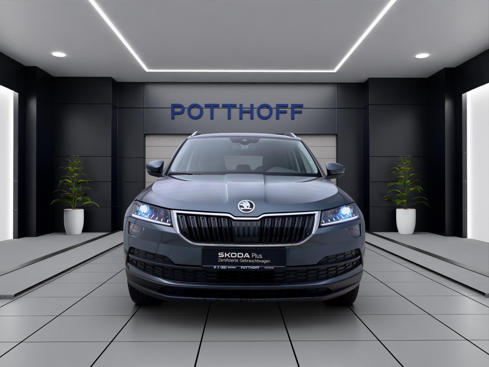 Skoda Karoq 2.0 TDI DRIVE 125 NAVI AHK ACC LM17