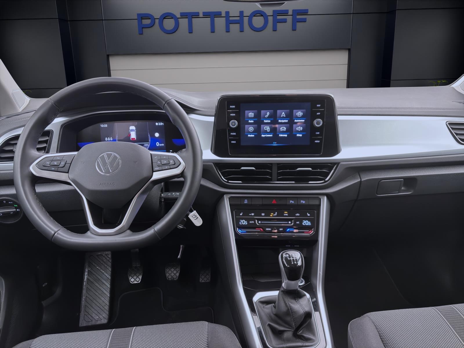 Volkswagen T-Roc 1.0 TSI LIFE PDC LED NAVI LM16