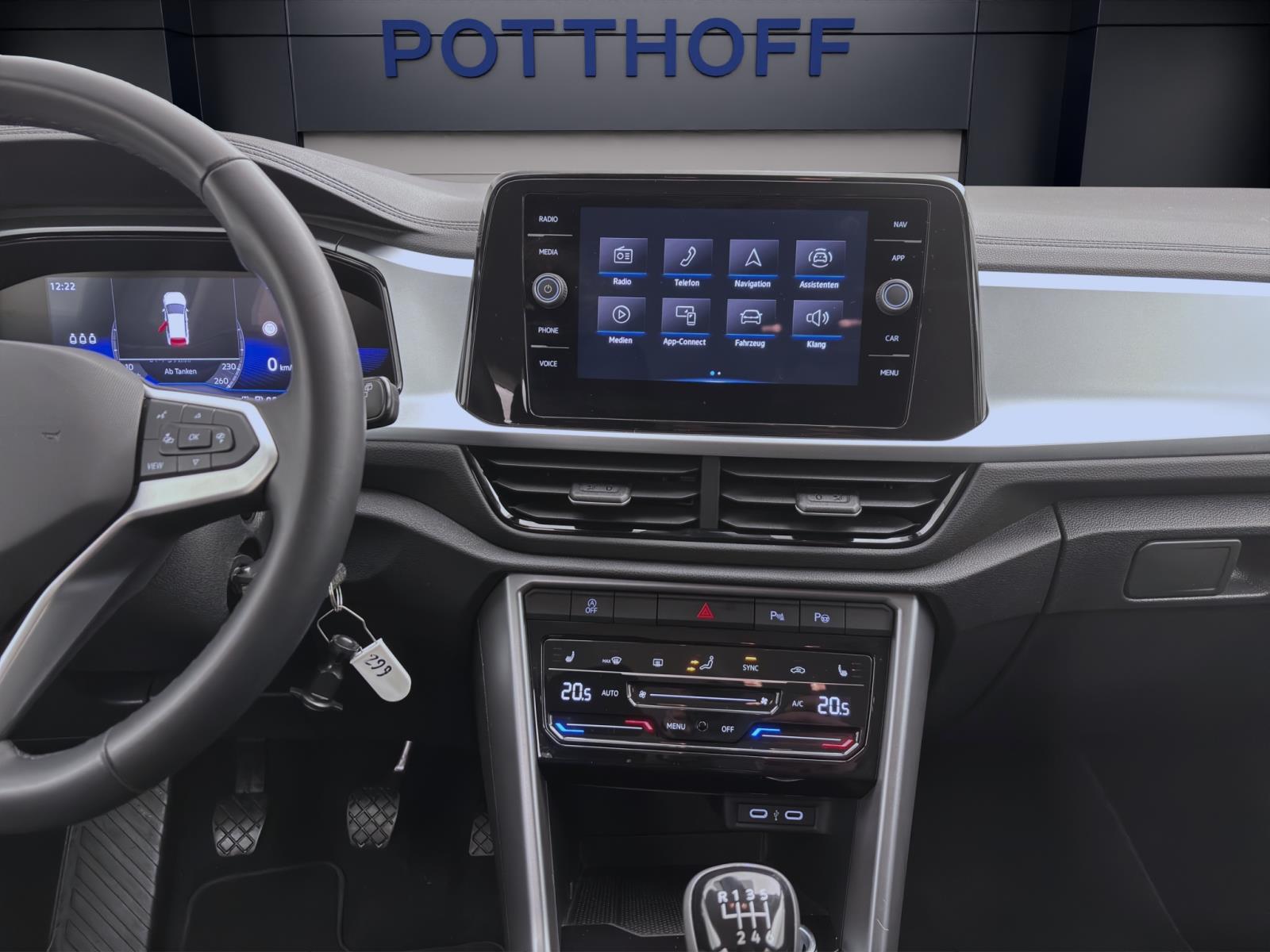 Volkswagen T-Roc 1.0 TSI LIFE PDC LED NAVI LM16