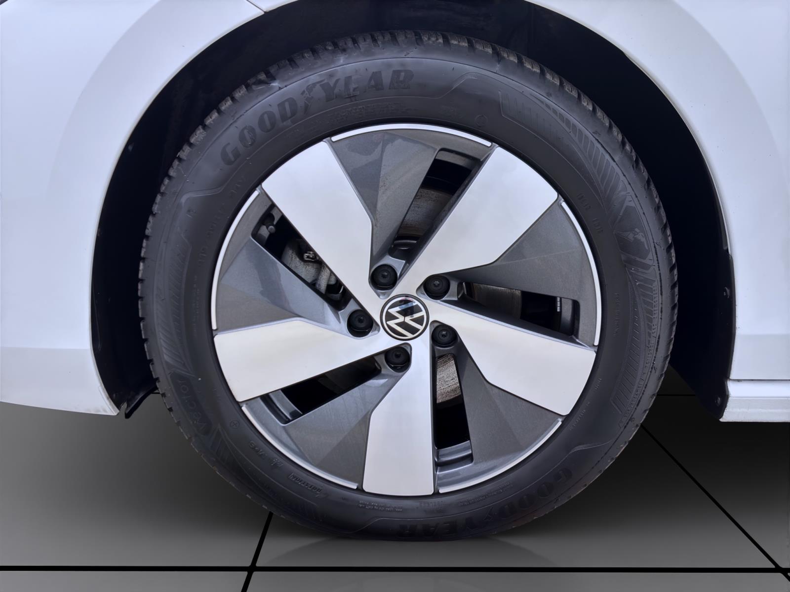 Volkswagen Passat Variant 2.0 TDI DSG ELEGANCE MATRIX NAVI AHK
