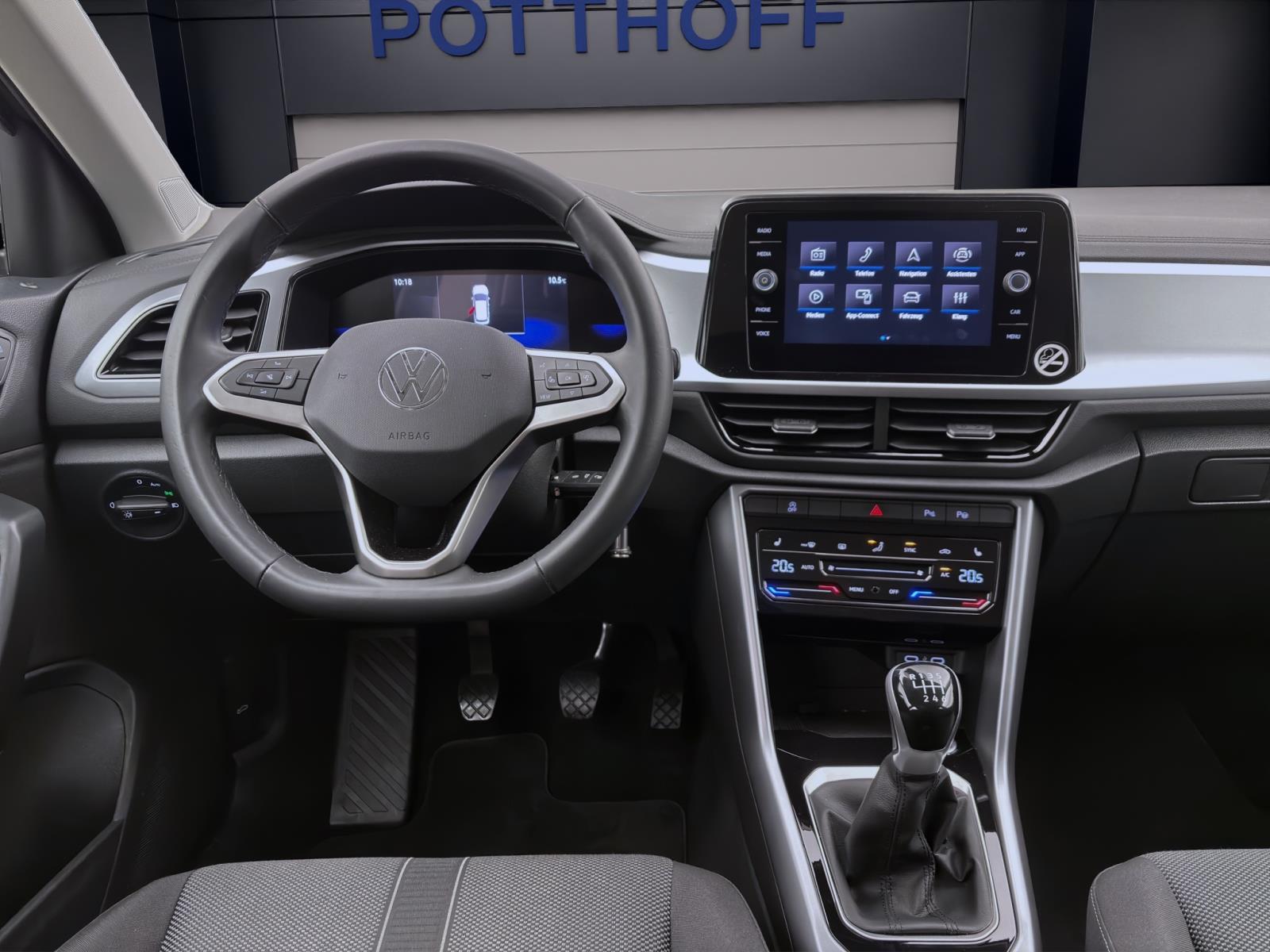 Volkswagen T-Roc 1.0 TSI LIFE NAVI PDC LED SITZHZG