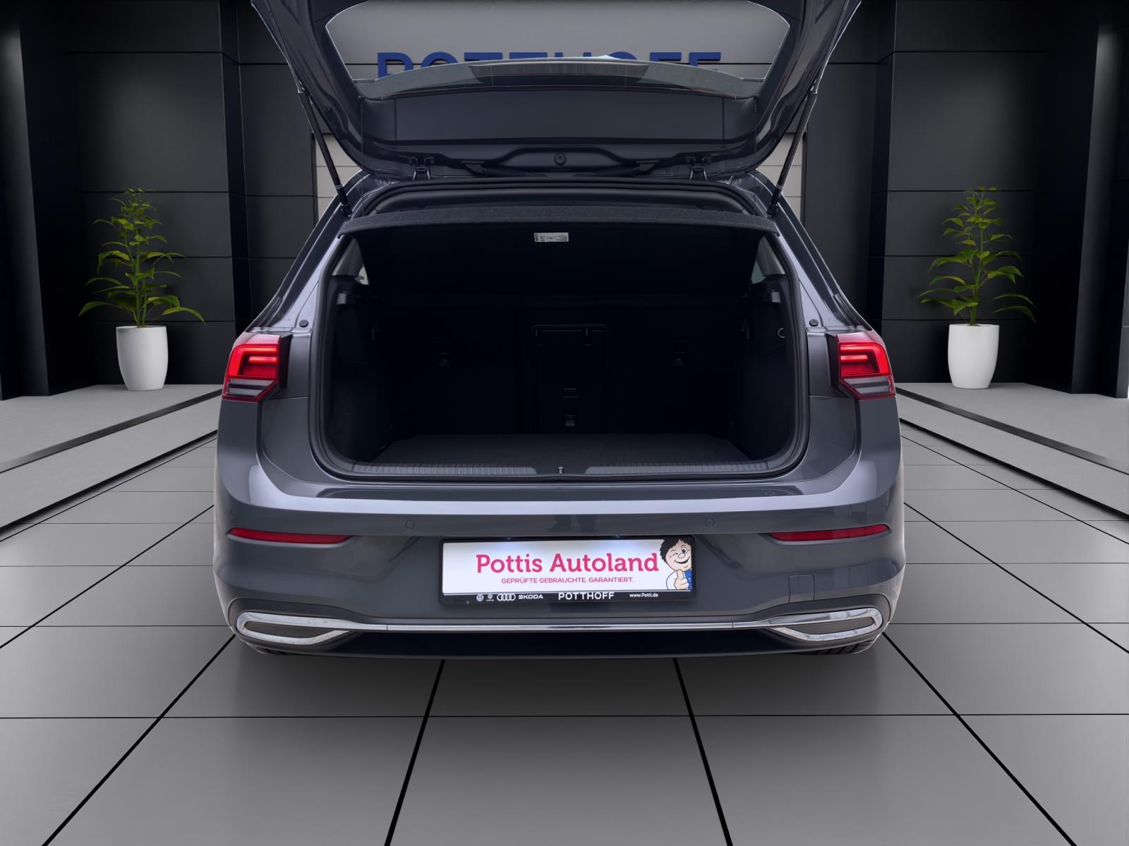 Volkswagen Golf 2.0 TSI DSG STYLE NAVI KAMERA PDC LED