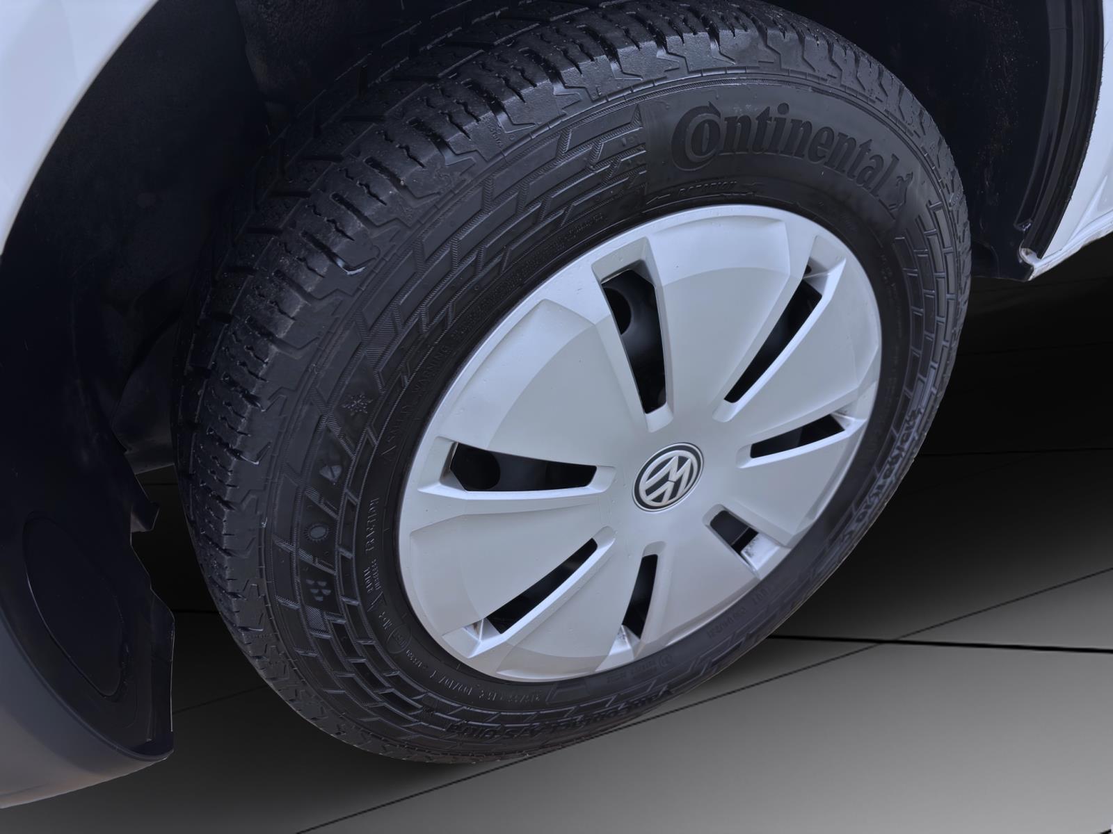 Volkswagen T6.1 Transporter Kombi 2.0 TDI 9-SITZER NAVI KLIMA PDC