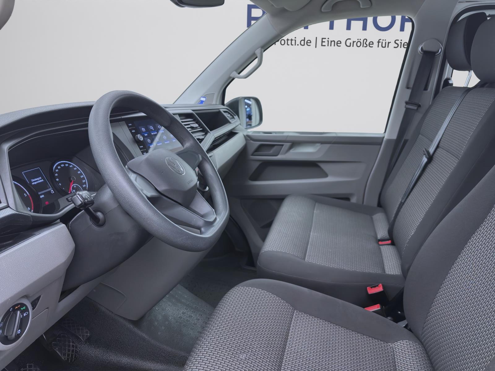 Volkswagen T6.1 Transporter Kombi 2.0 TDI 9-SITZER NAVI KLIMA PDC