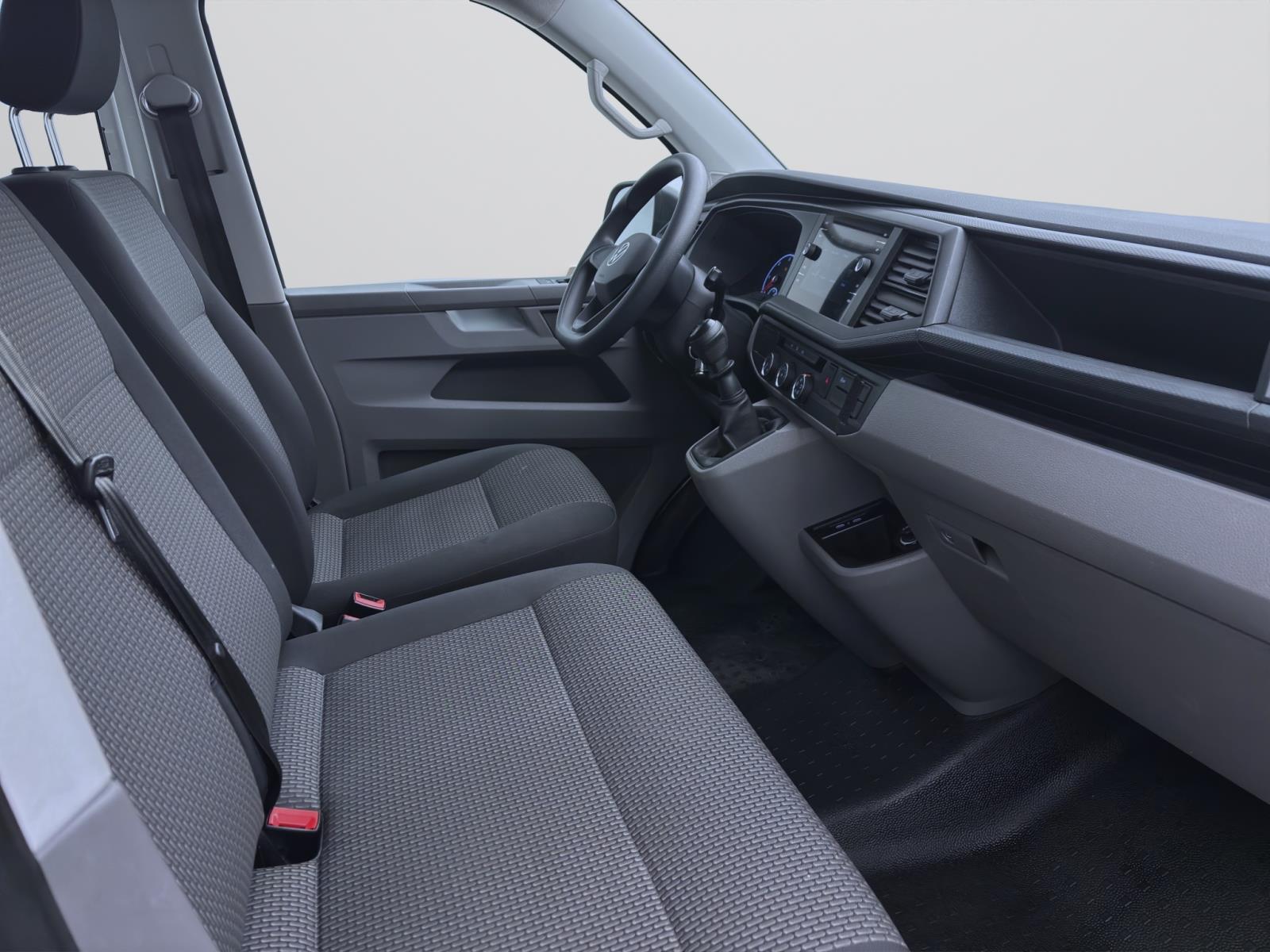 Volkswagen T6.1 Transporter Kombi 2.0 TDI 9-SITZER NAVI KLIMA PDC