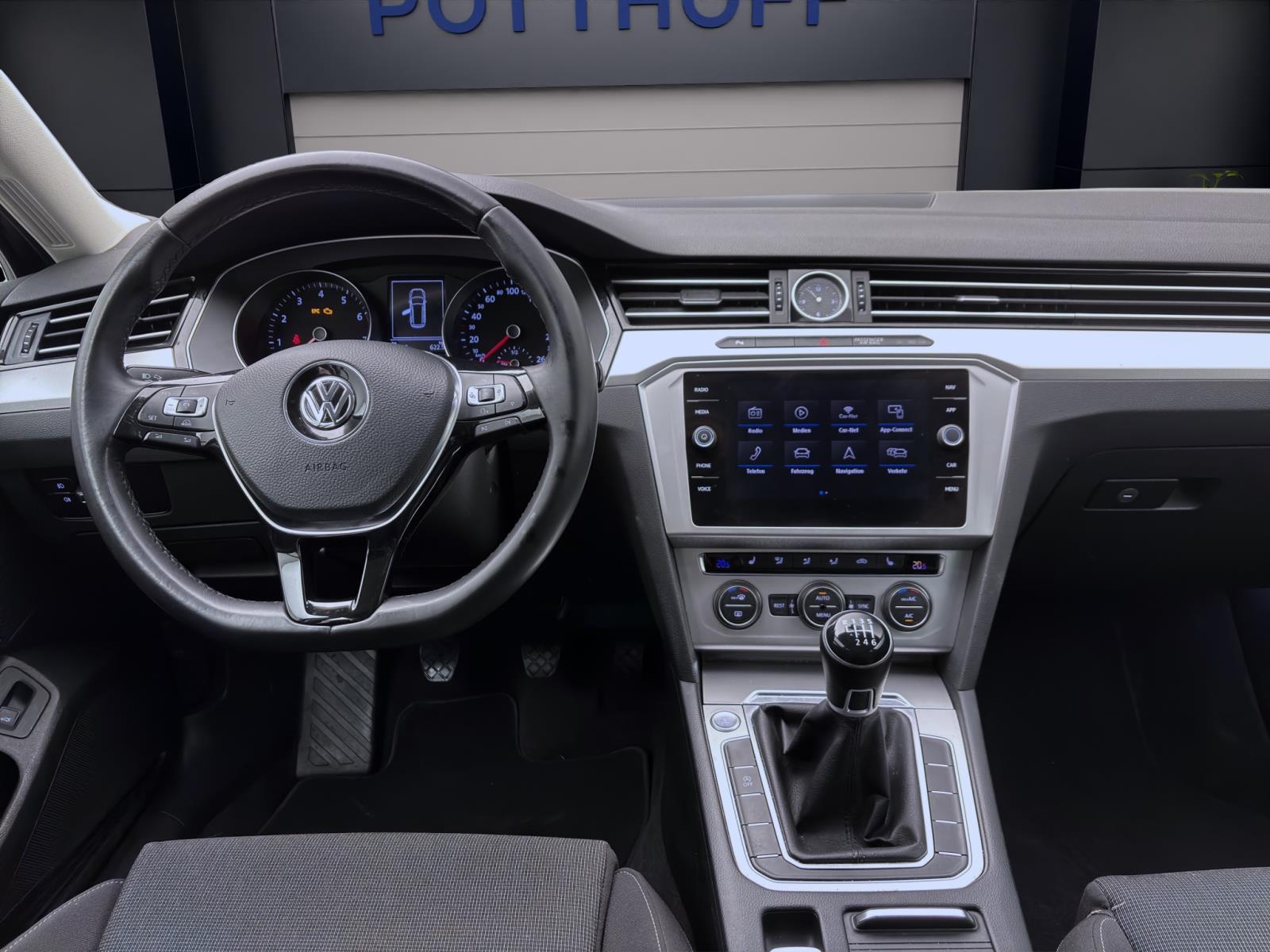 Volkswagen Passat Variant 1.4 TSI COMFORTLINE NAVI ACC SITZHZG PDC