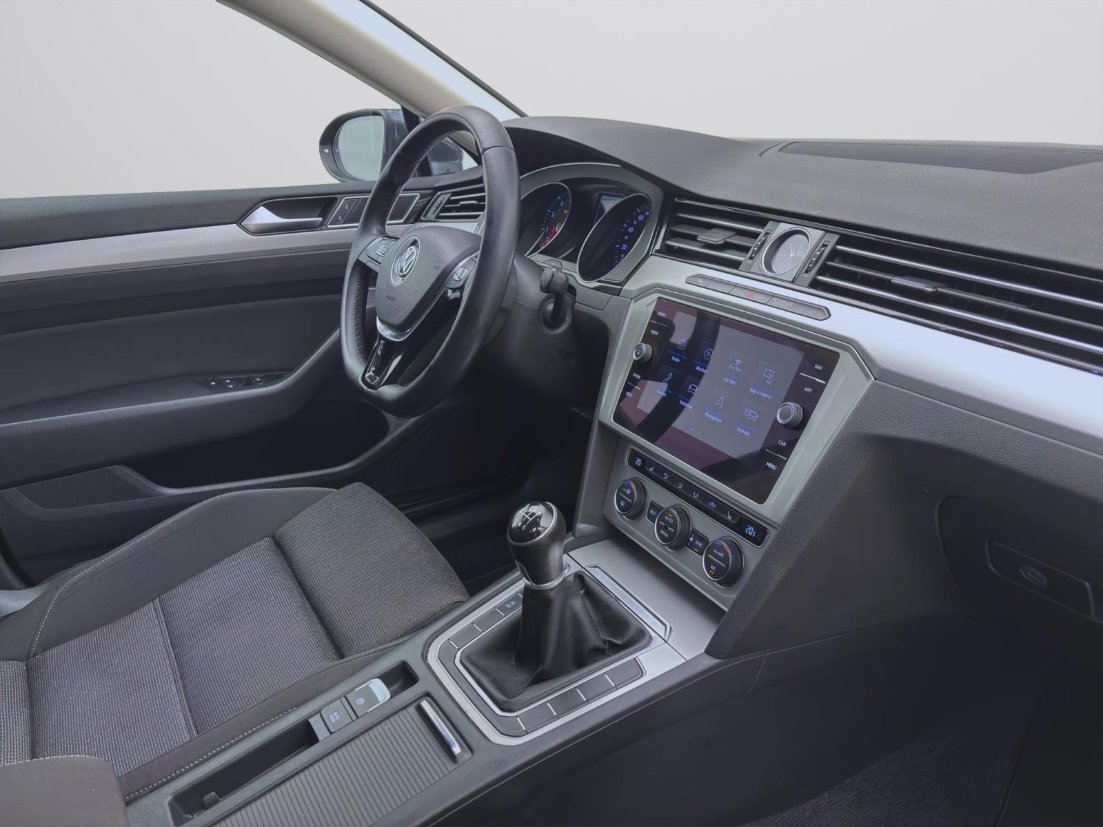 Volkswagen Passat Variant 1.4 TSI COMFORTLINE NAVI ACC SITZHZG PDC