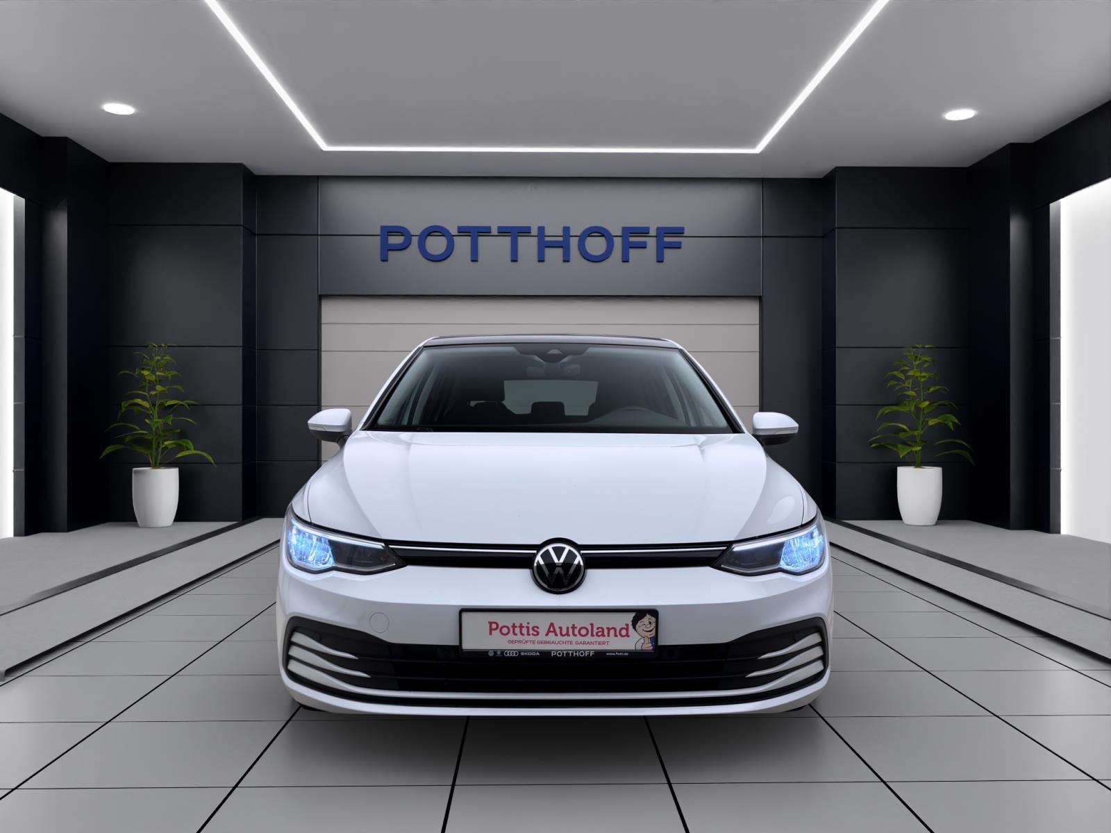 Volkswagen Golf 2.0 TDI LIFE NAVI ACC LED PDC