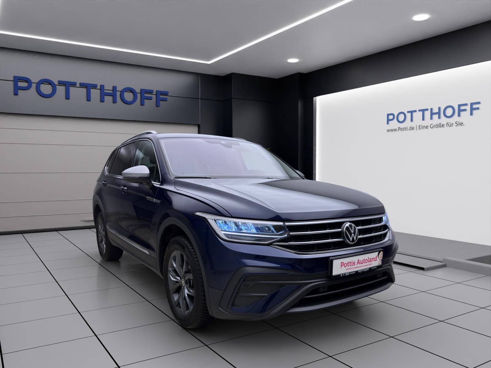 Volkswagen Tiguan Allspace 2.0 TDI DSG MOVE KAMERA 7SITZE AHK LM18