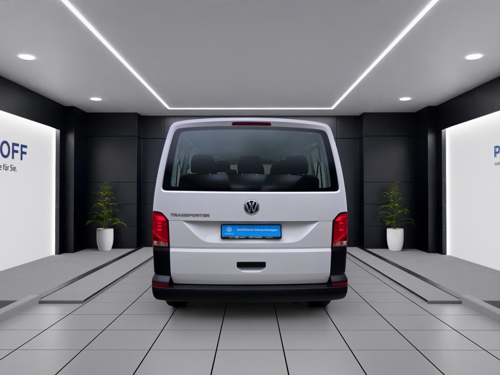 Volkswagen T6.1 Transporter Kombi 2.0 TDI 9-SITZER NAVI KLIMA PDC