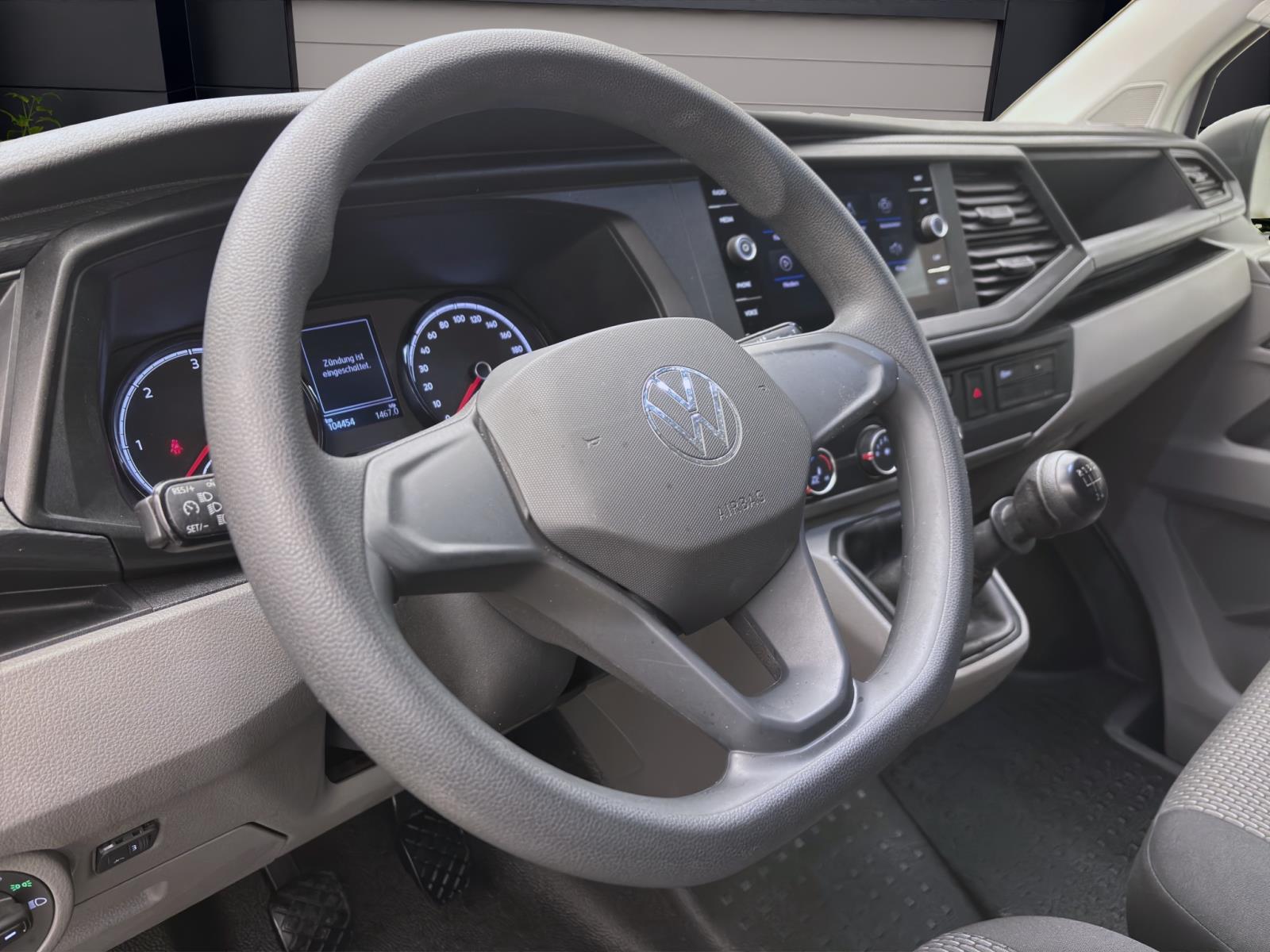 Volkswagen T6.1 Transporter Kombi 2.0 TDI 9-SITZER NAVI KLIMA PDC