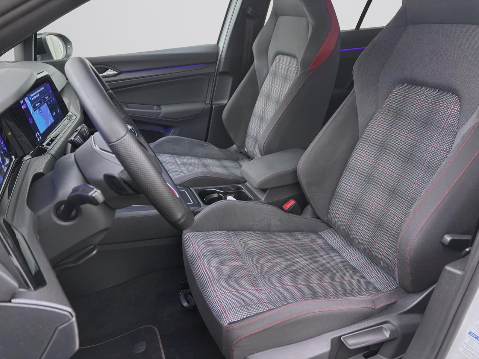Volkswagen Golf GTI BLACK STYLE NAVI IQ.LIGHT KAMERA