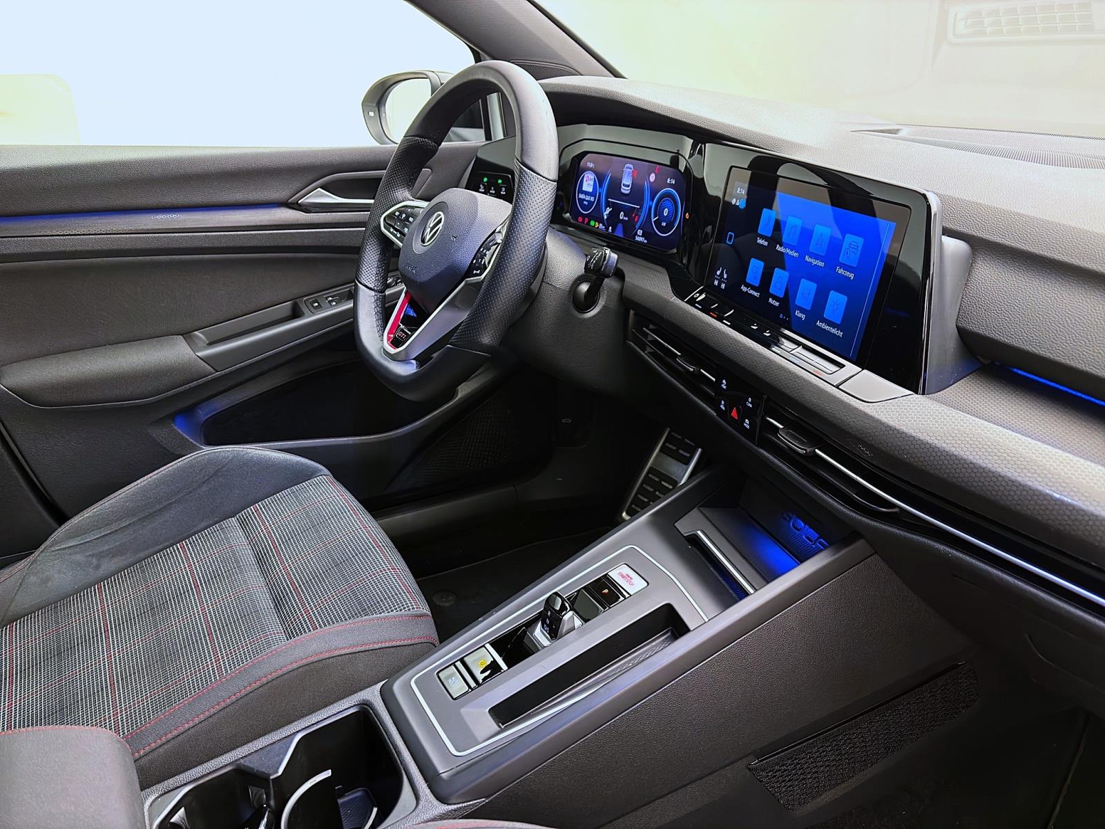 Volkswagen Golf GTI BLACK STYLE NAVI IQ.LIGHT KAMERA