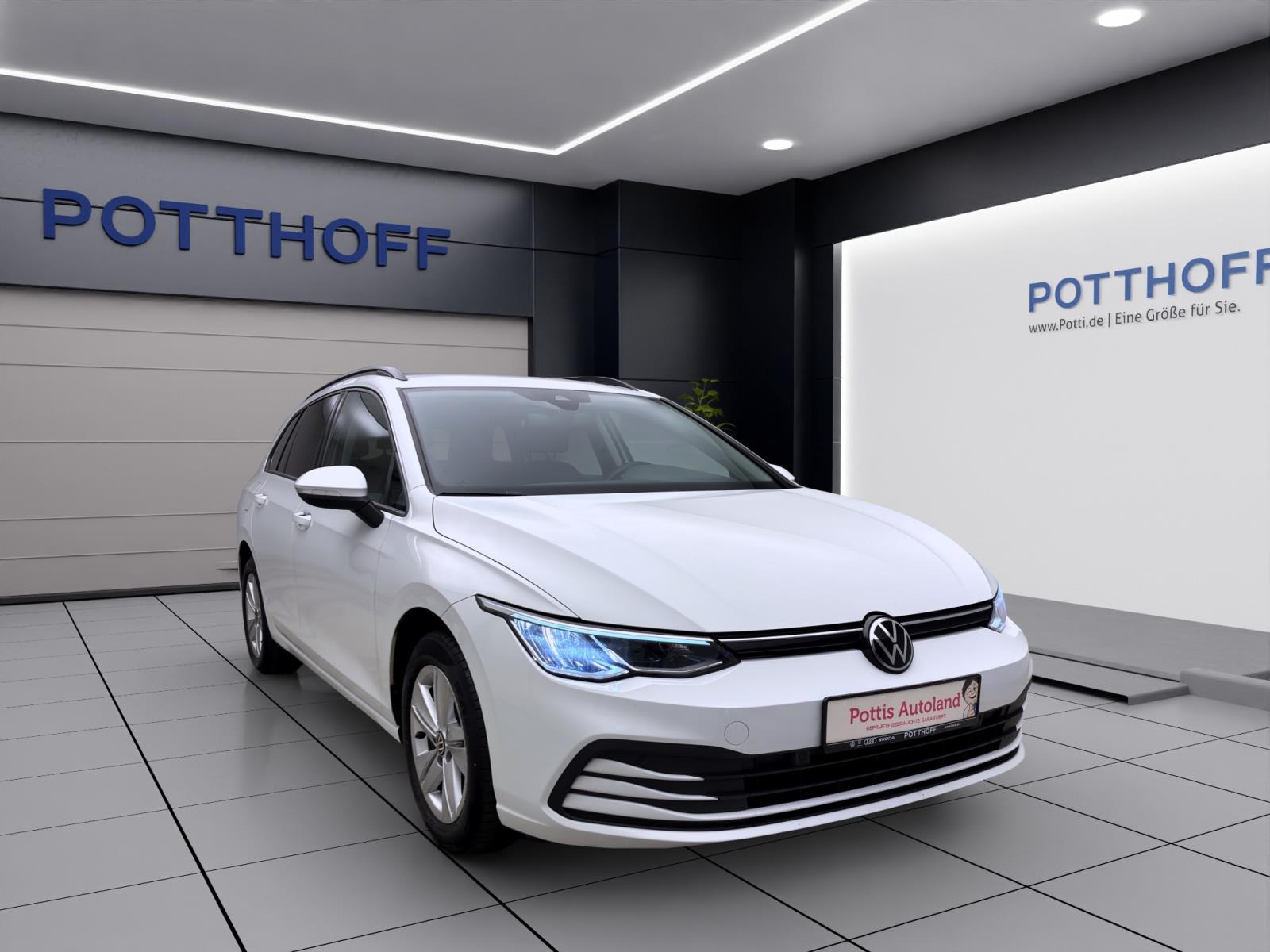 Volkswagen Golf Variant 2.0 TDI DSG LIFE NAVI ACC KAMERA LED