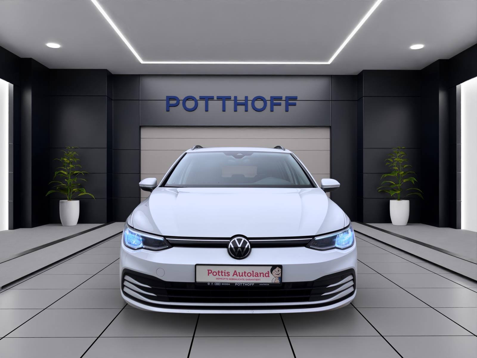 Volkswagen Golf Variant 2.0 TDI DSG LIFE NAVI ACC KAMERA LED