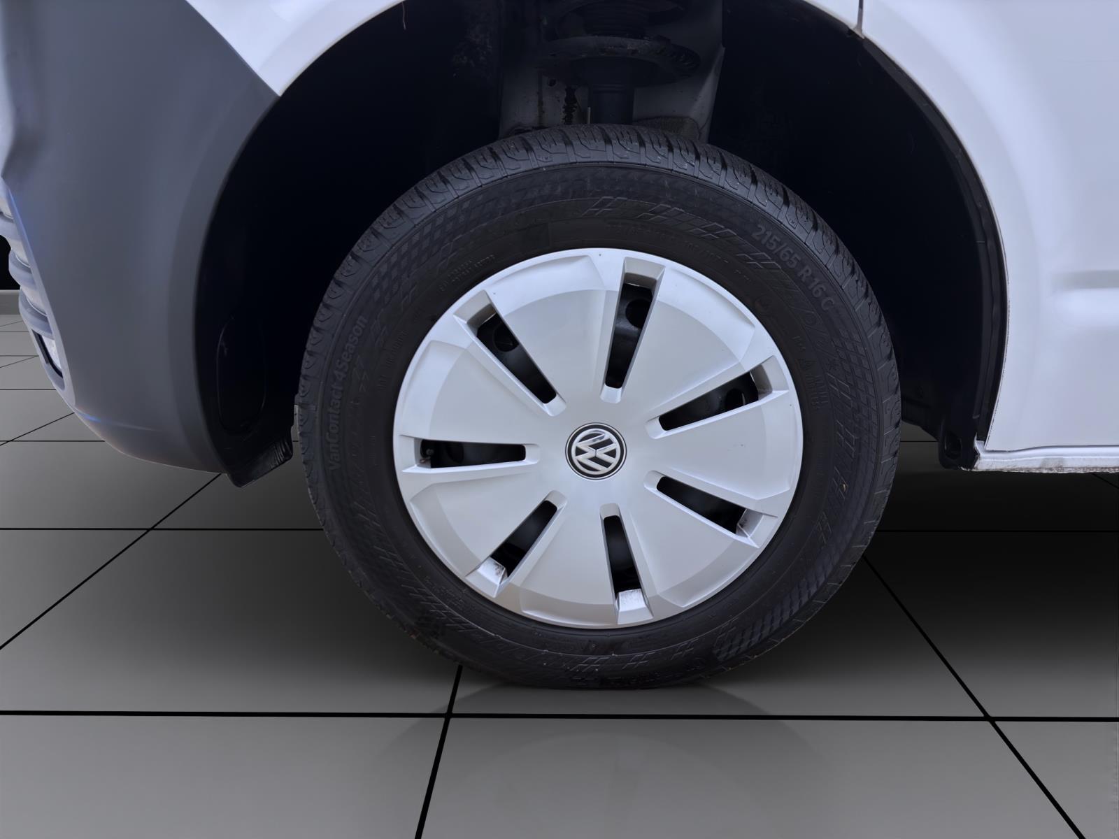 Volkswagen T6.1 Transporter Kombi 2.0 TDI 9-SITZER NAVI KLIMA PDC