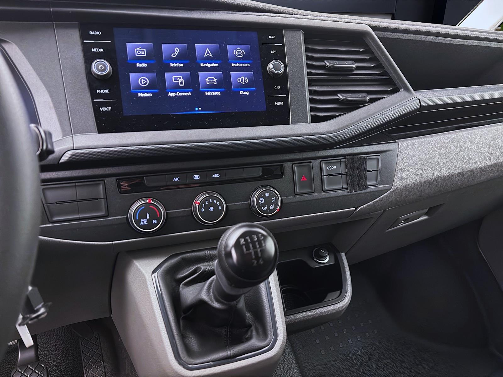 Volkswagen T6.1 Transporter Kombi 2.0 TDI 9-SITZER NAVI KLIMA PDC