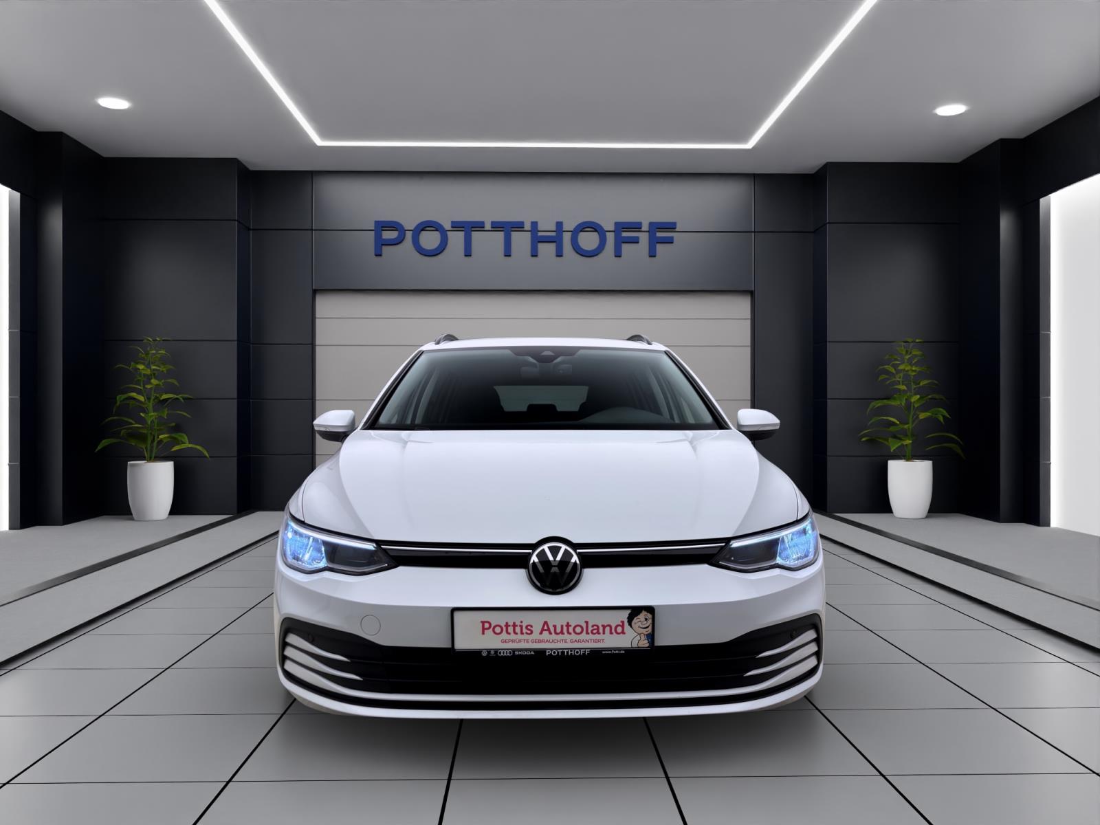 Volkswagen Golf Variant 2.0 TDI DSG LIFE NAVI KAMERA ACC LED