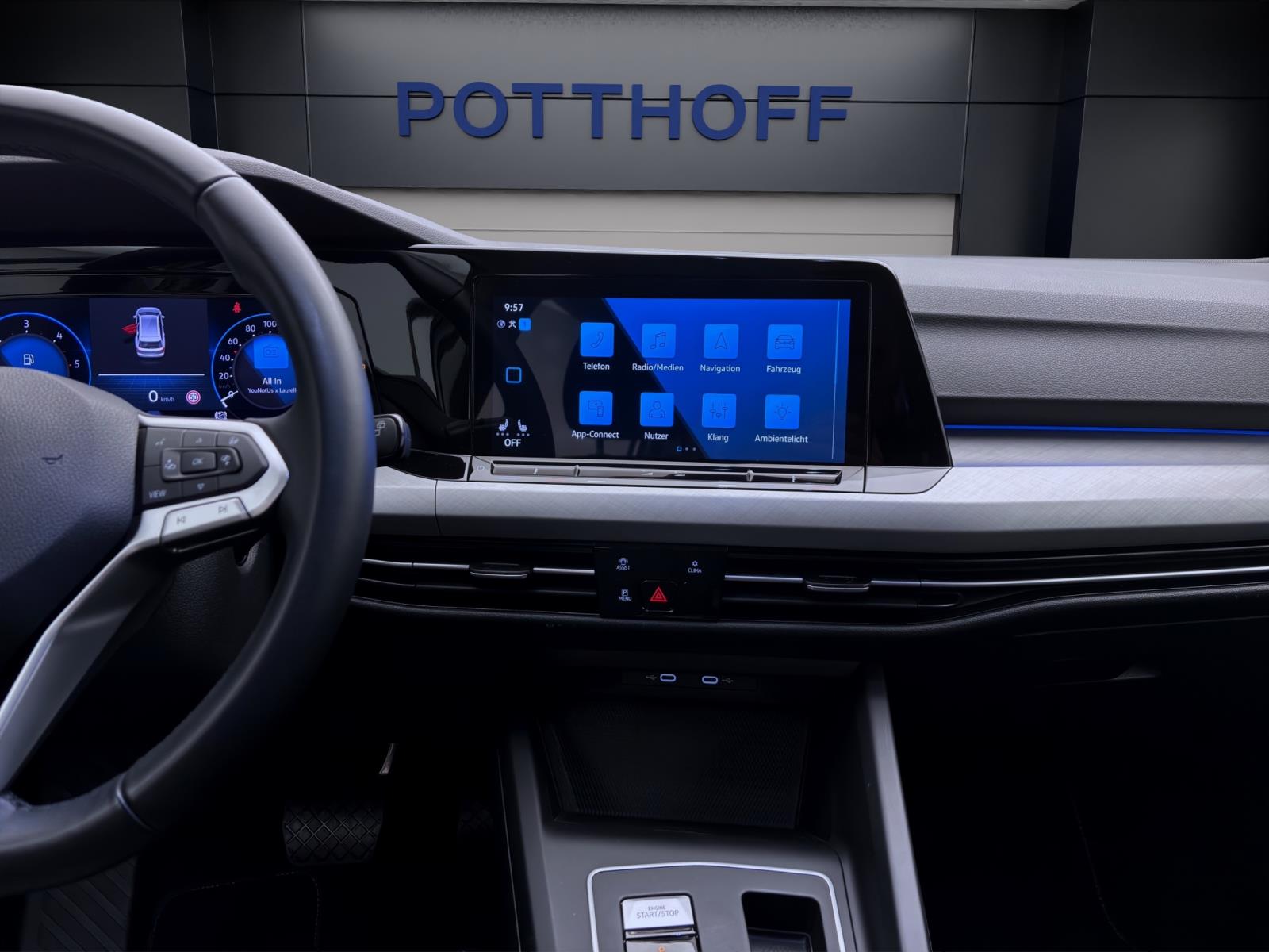 Volkswagen Golf Variant 2.0 TDI DSG LIFE NAVI KAMERA ACC LED