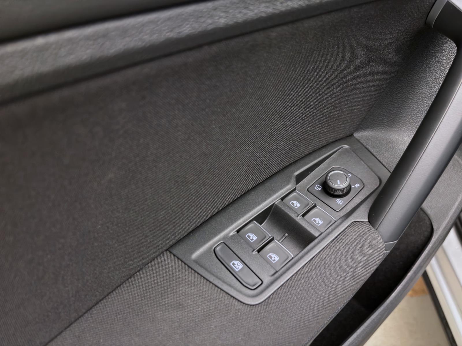 Volkswagen Tiguan 2.0 TDI ACTIVE NAVI LM17 LED PDC
