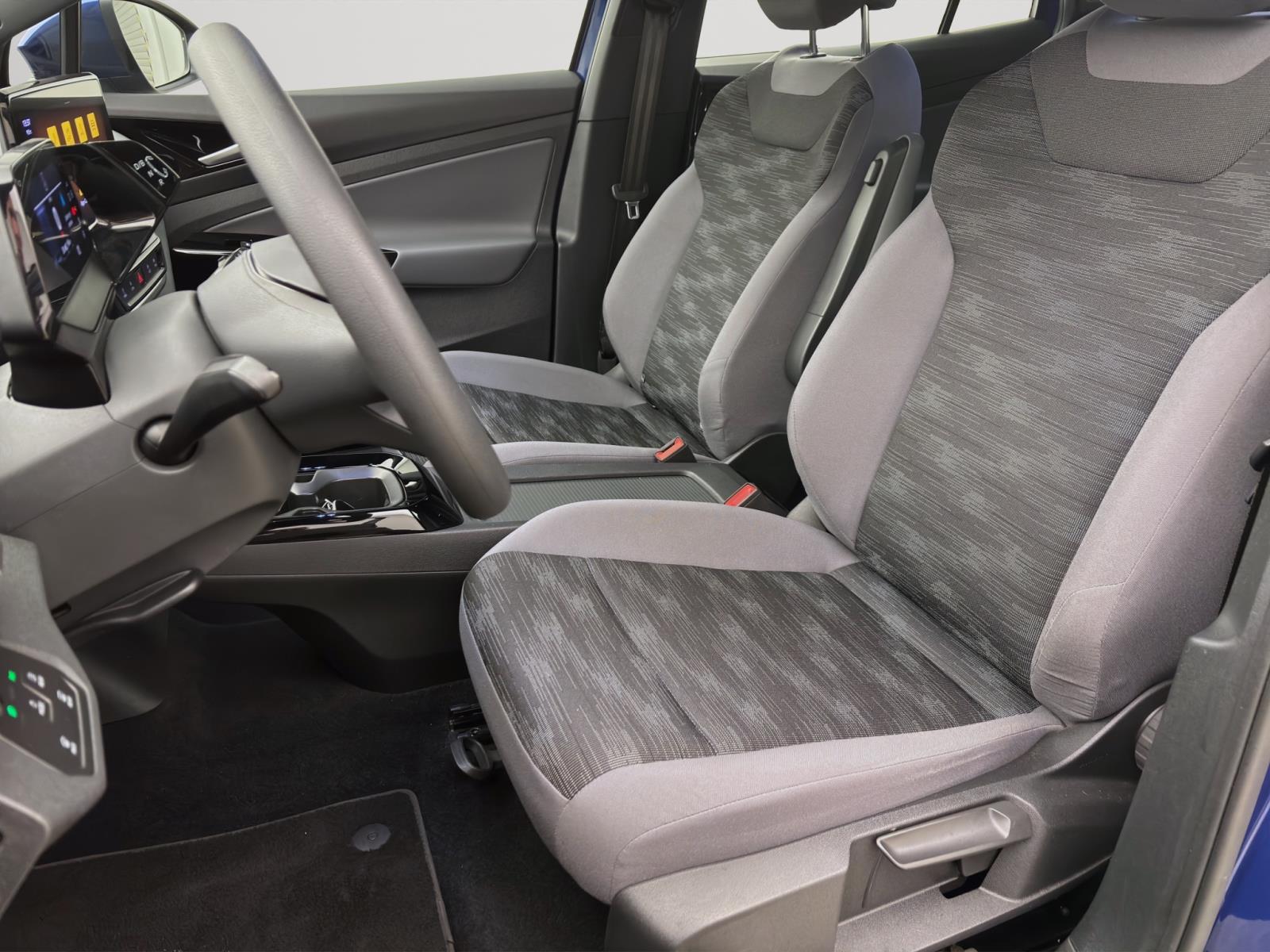 Volkswagen ID.4 PURE NAVI PDC KLIMA LM18
