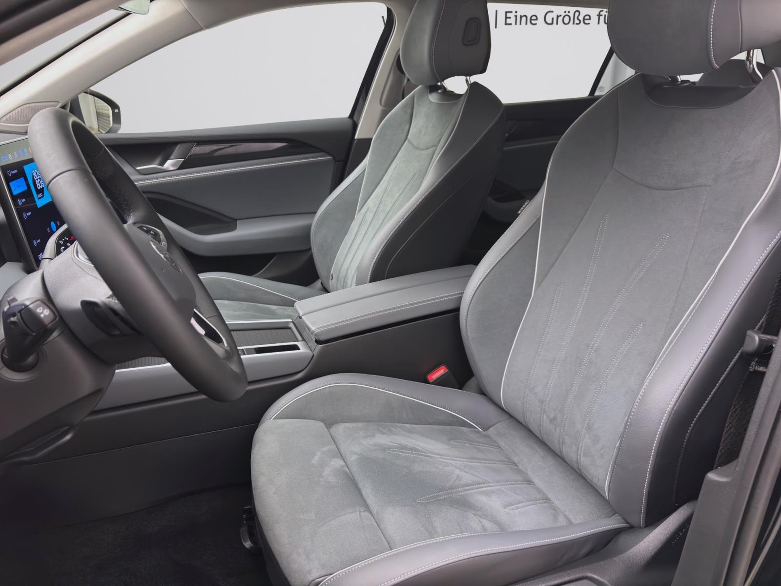 Volkswagen Passat Variant 2.0 TDI DSG BUSINESS NAVI AHK KAMERA PDC