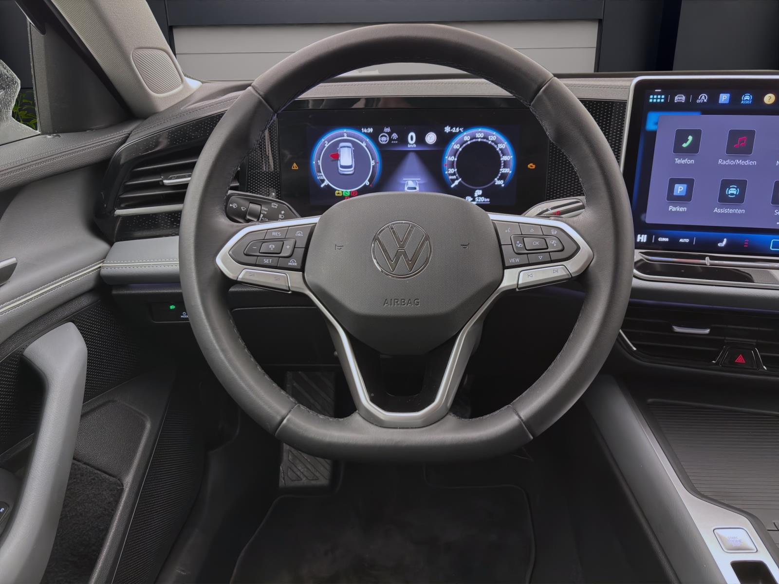 Volkswagen Passat Variant 2.0 TDI DSG BUSINESS NAVI KAMERA AHK PDC