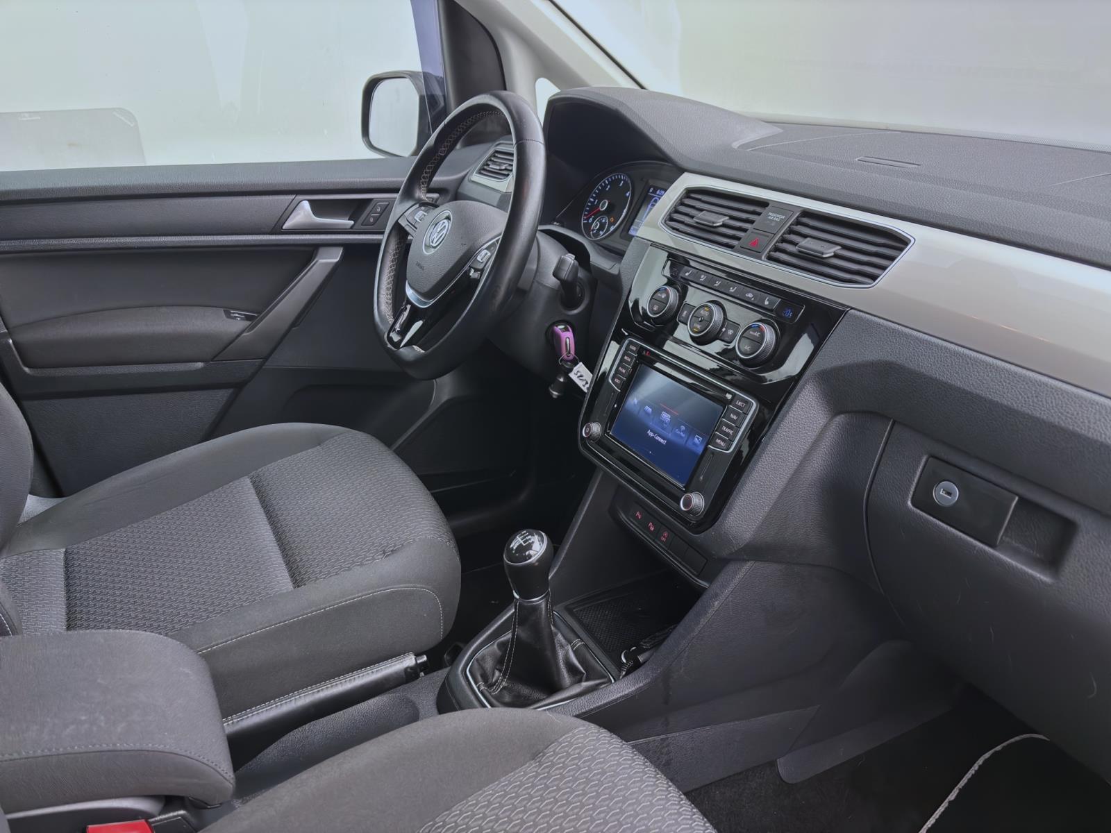 Volkswagen Caddy 2.0 TDI GENERATION FOUR STDHZG NAVI AHK