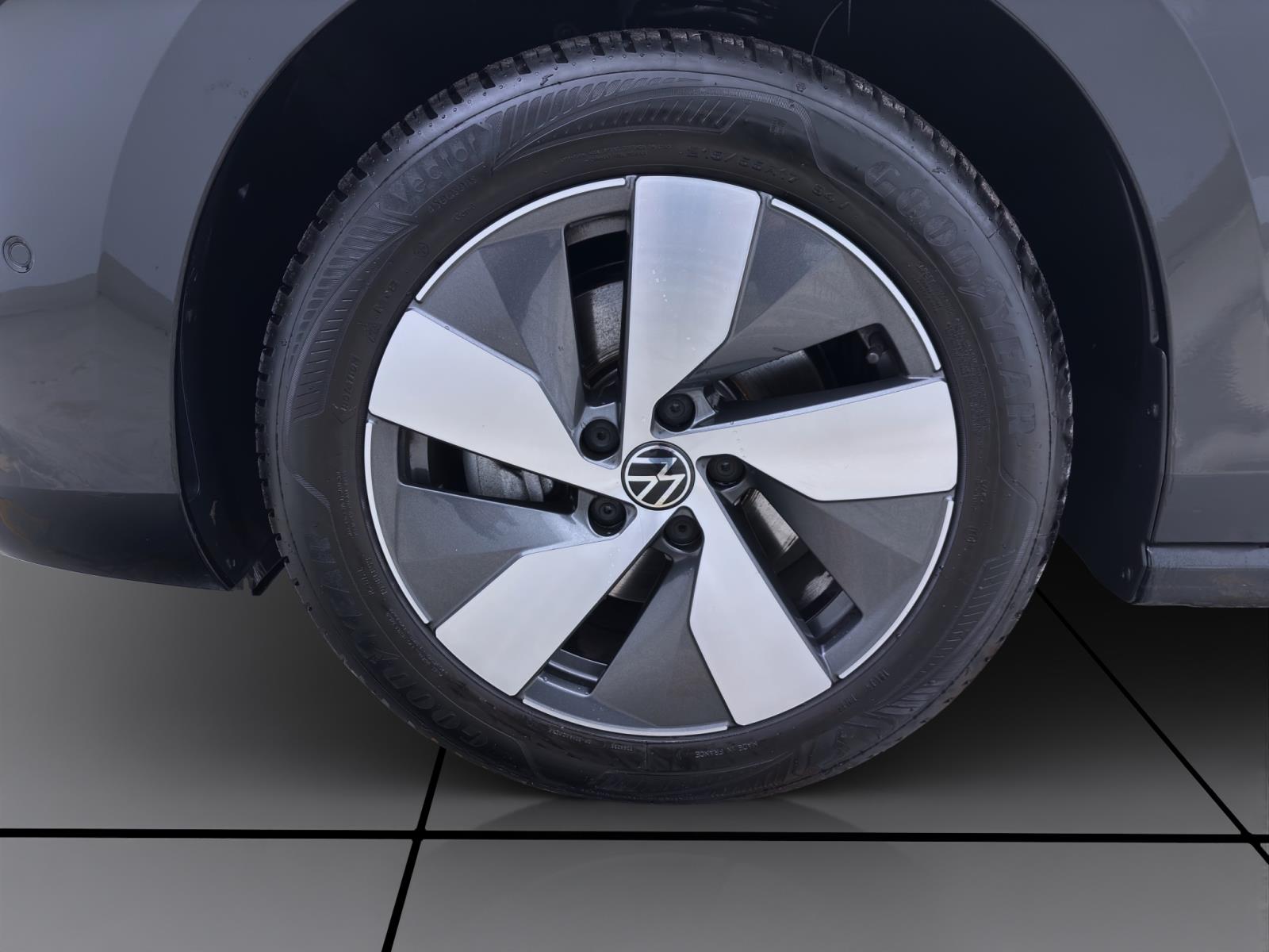 Volkswagen Passat Variant 1.5 eTSI DSG BUSINESS NAVI AHK KAMERA PDC