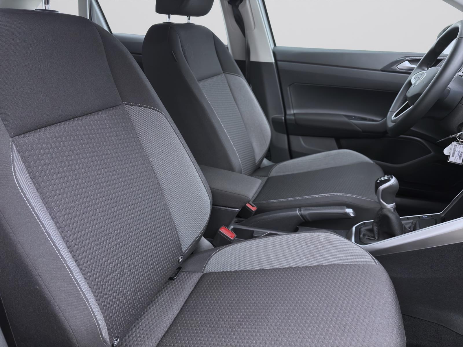 Volkswagen Taigo 1.0 TSI LIFE PDC NAVI SITZHZG LM16