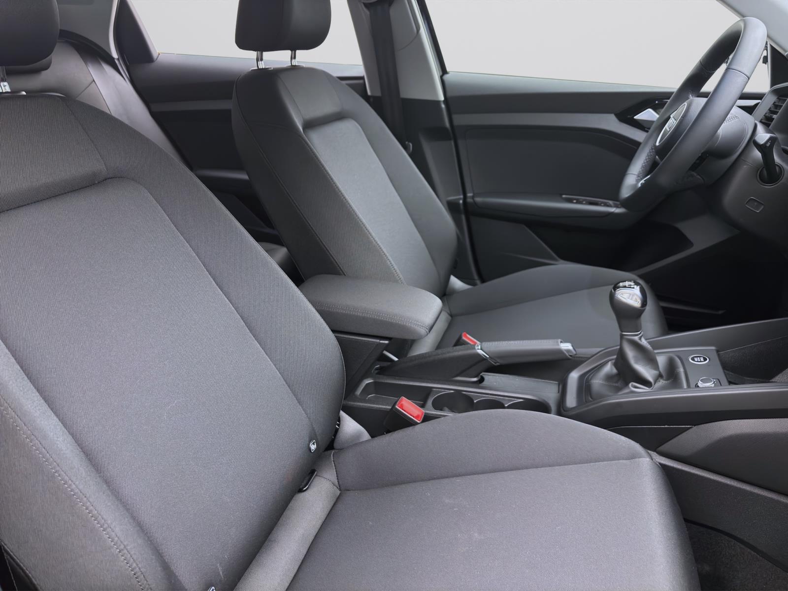 Audi A1 Sportback 25 TFSI LED GRA SITZHZG PDC