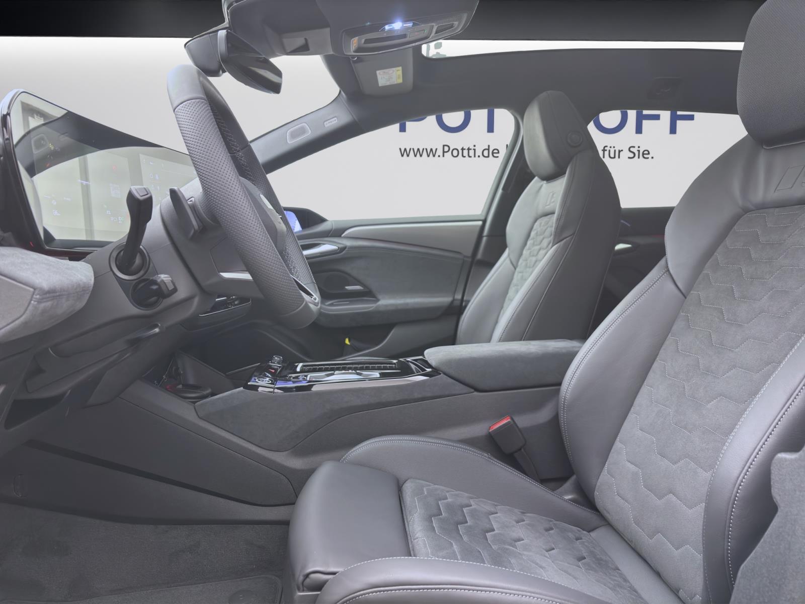 Audi A6 e-tron Avant PERFORMANCE S LINE PANO B&O HuD