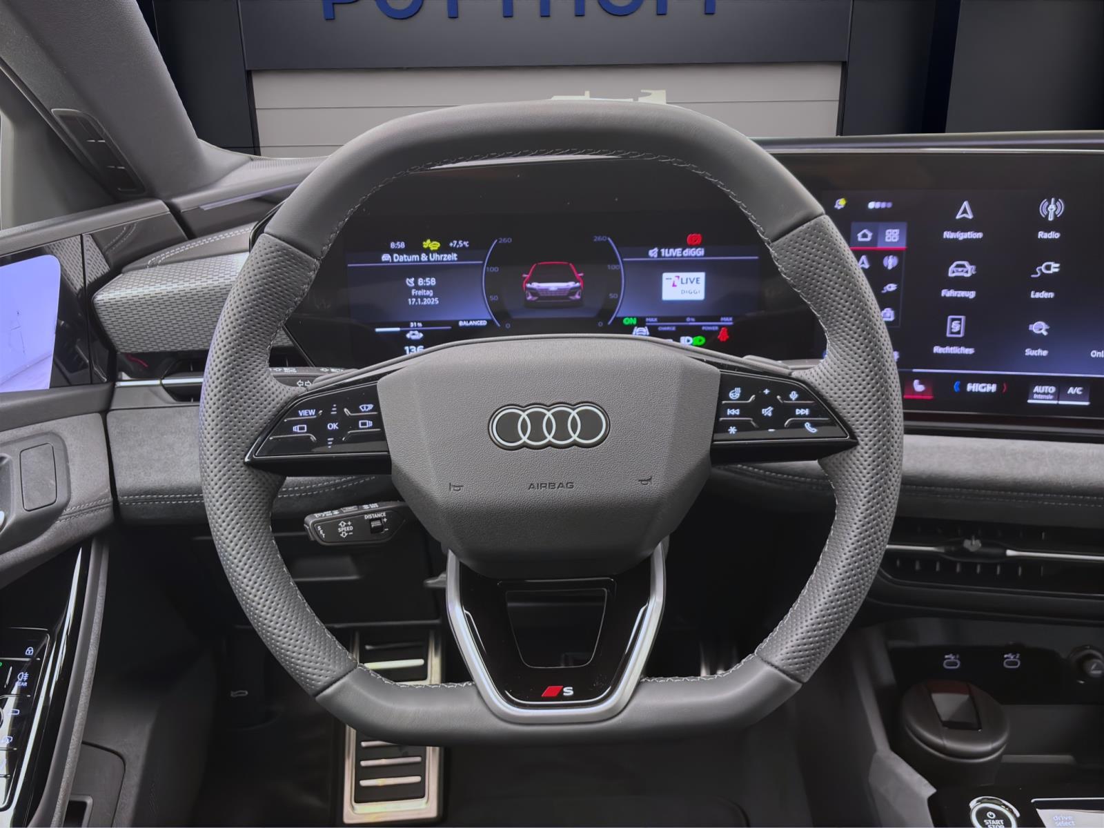 Audi A6 e-tron Avant PERFORMANCE S LINE PANO B&O HuD
