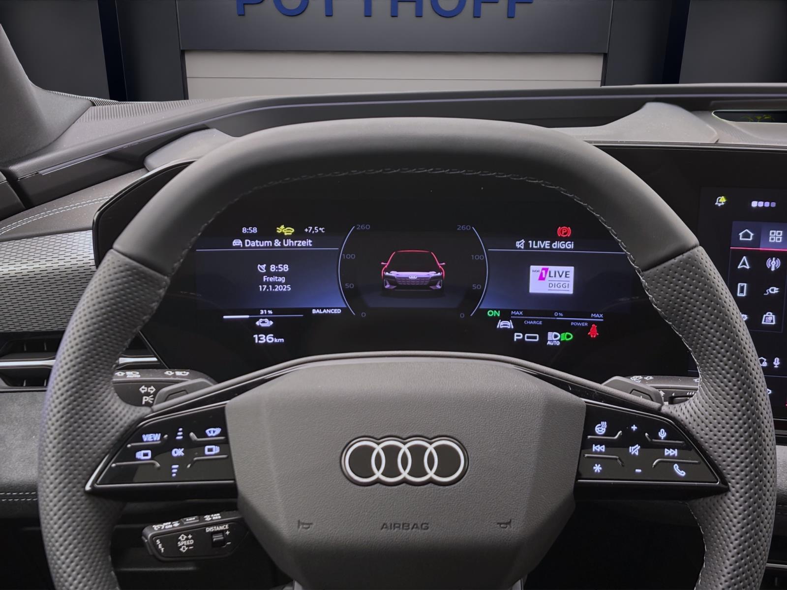 Audi A6 e-tron Avant PERFORMANCE S LINE PANO B&O HuD