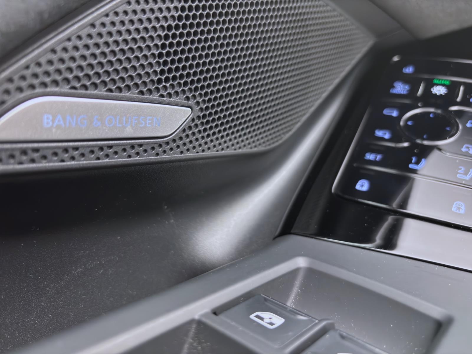 Audi A6 e-tron Avant PERFORMANCE S LINE PANO B&O HuD