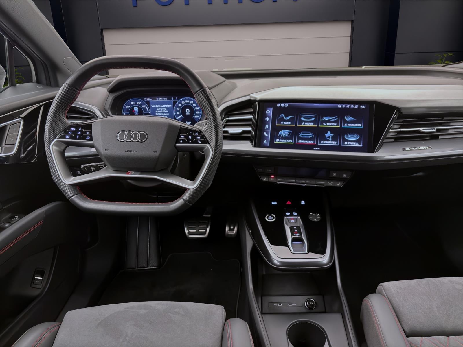 Audi Q4 e-tron Sportback 45 Q S LINE PDC KAMERA MATRIX AHK
