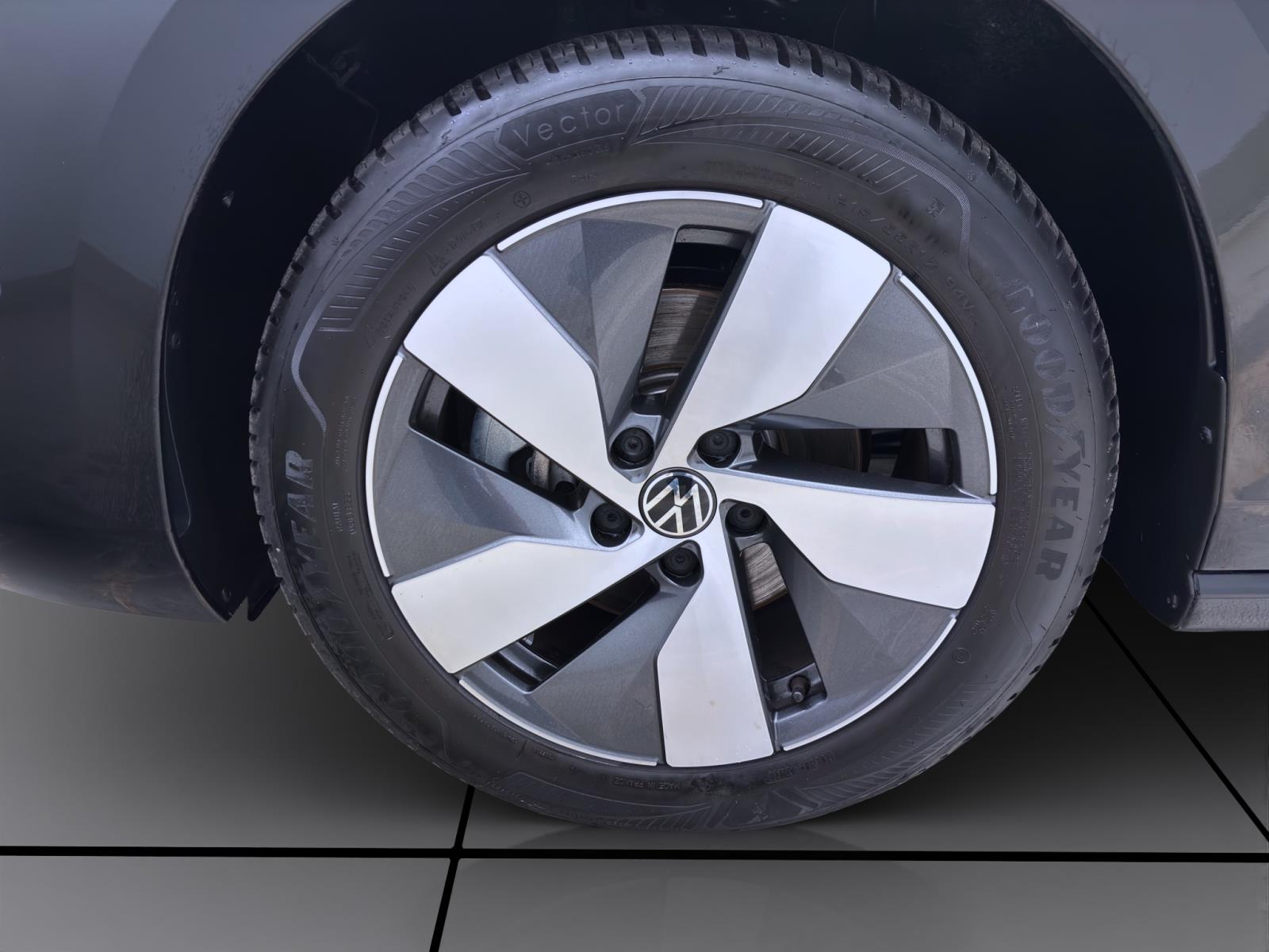 Volkswagen Passat Variant 1.5 eTSI DSG BUSINESS NAVI AHK KAMERA PDC
